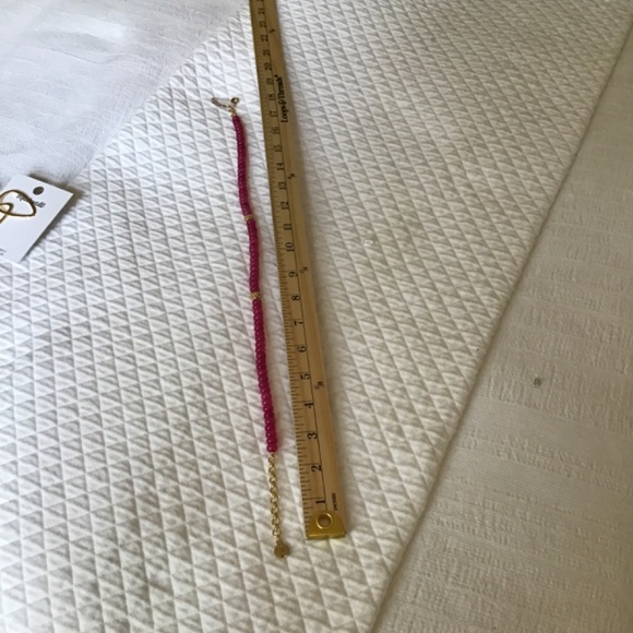 CAPUCINE DE WULF BERRY SINGLE STRAND NECKLACE PINK NWT - Picture 10 of 16